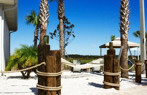 Campbell Casa | BeSt LoCaTiOn! 4Bd/3Bt w/pool 10min Disney-Orlando