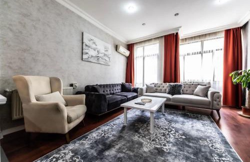 Talimhane Apartamento | Best Location and Big Flat