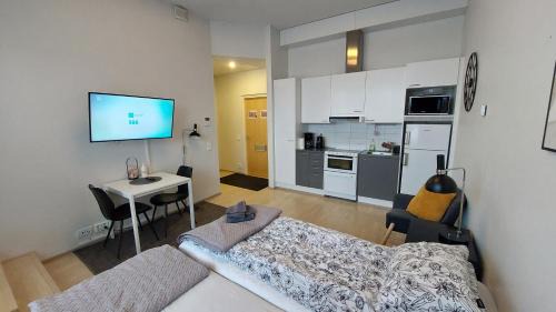 Jyvaskyla Apartamento | Best location city center studio with balcony and free parking Kotimaailma apartments