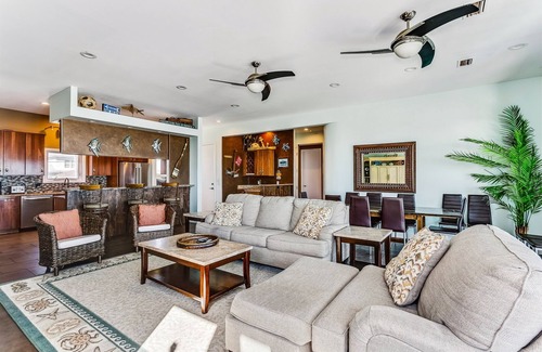Villa Primera Casa | Best Location! Gulf Front! Closest Block to Restaurants. 6/6