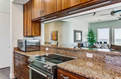 Villa Primera Casa | Best Location! Gulf Front! Closest Block to Restaurants. 6/6