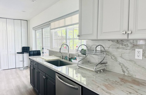 South Miami Casa | BESt LOCATiON Iconic 4BR Waterfront Luxury MIA