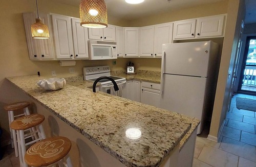 Ocean Pines Casa | Best Location in Amazing Ocean Pines -1 Block to OP Yacht Club