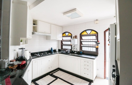 Centro Casa | La mejor ubicación en Caraguá con piscina - 5 dormitorios - Hasta 20 personas