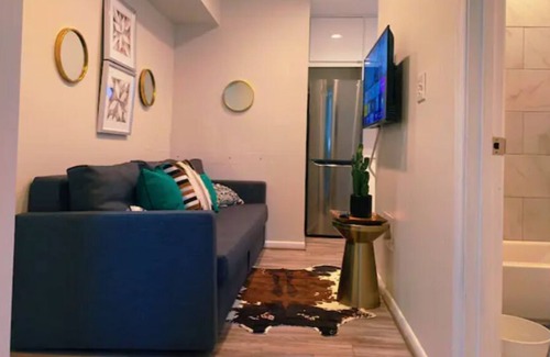 Federal Hill Apartamento | BEST LOCATION ON AIRBNB! 2Bed 1Bath, Close to all!