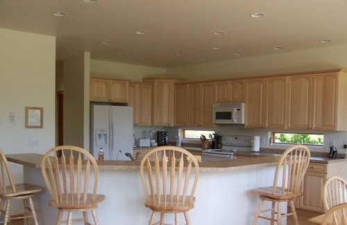 Sturgeon Bay Casa | Borders Whitefish Dunes State Park; Playa privada de arena. Enorme sala de juegos!