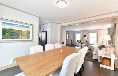 Roxbury Casa | BEST LOCATION! PoshPadsCT"PAINTER HILL4BR" Hot Tub Spa, BBQ, Ski,Hike,1.5HrsNYC