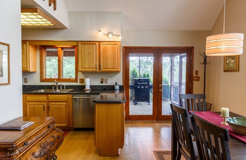 Pisgah Forest Casa | Hogar exclusivo remodelado El mejor de todos los mundos 5 minutos del centro de Brevard