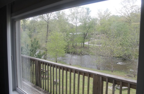 Franklin Casa | Lo mejor de Smokies, Riverfront, Waterfalls - Paradise - Why Pay Pay More - DEAL !!