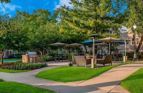 Mount Tabor Apartamento | Best Place to Unwind! Pet-friendly 2BR Suites with Full Kitchen, Free Breakfast!