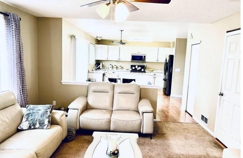 Green Valley Ranch Casa | Best place to live and DIA Airport 15 minutes , Downtown Denver 25 minutes all
