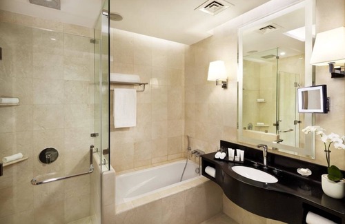 Diplomatic Area Hotel | Best Plaza West Bay