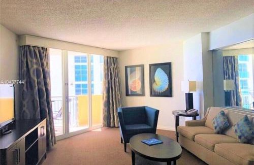 Sunny Isles Beach Apartamento | Best Resort Beach Front Condo