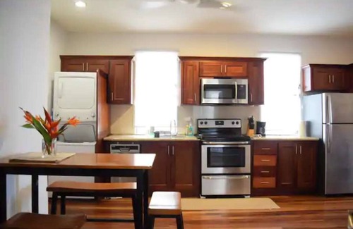 Ciudad de Belice Apartamento | Best sea view in Belize City.“Gold Standard”