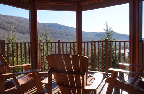 Mont-Tremblant Casa | Best Ski-In / Ski-Out in Tremblant - Panache 768