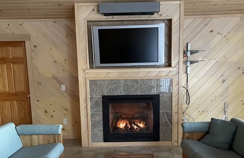 Otis Casa | Best Vacation Lake House