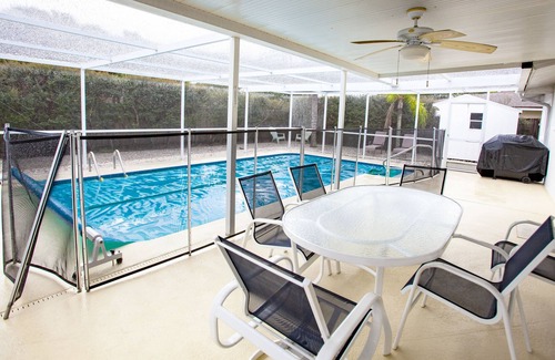 South Gate Ridge Casa | Best Value 3BR/2BA Pool Home 10 min from Siesta