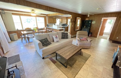 Bat Cave Casa | 5 minutes to Chimney Rock State Park. Best View in Bat Cave