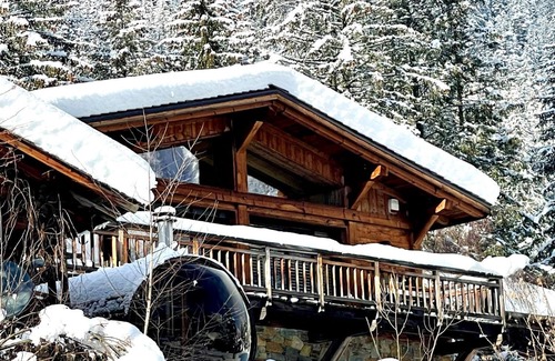 Chamonix-Mont-Blanc Chalet De Esquí | La mejor vista panorámica en Chamonix - Sauna escénica / Jacuzzi al aire libre - ¡Debe ver!