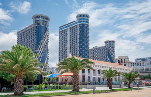New Boulevard Hotel | Best View Orbi