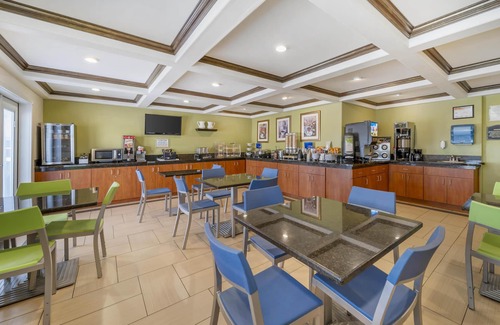 Red Bluff Hotel | Best Western Antelope Inn & Suites