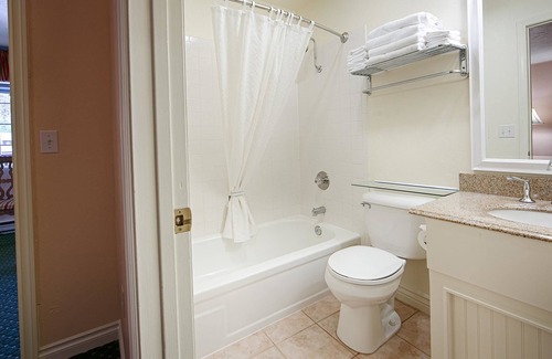 Mendenhall Valley Hotel | Best Western Country Lane Inn