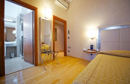 Historic Centre Hotel | Best Western Crystal Palace Hotel