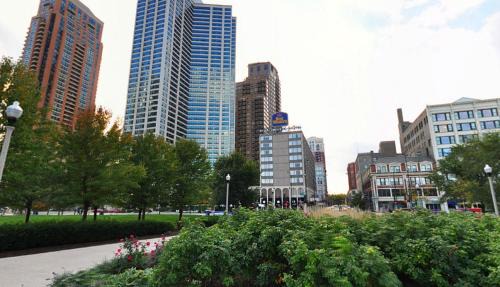 South Loop Hotel | Best Western Grant Park Hotel