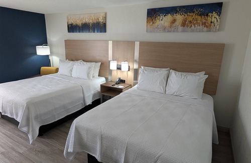 Greensboro Hotel | Baymont by Wyndham Greensboro/Coliseum