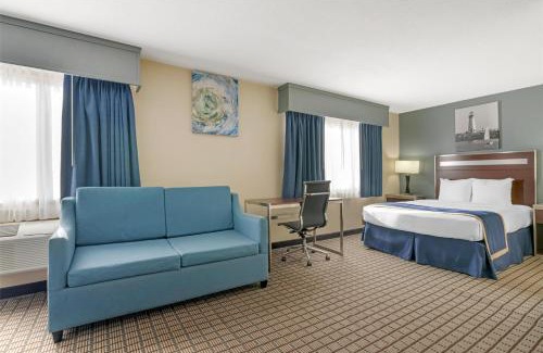 Sturgeon Bay Hotel | Best Western Maritime Inn