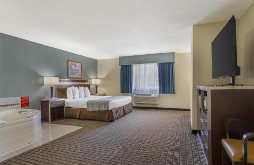 Sturgeon Bay Hotel | Best Western Maritime Inn