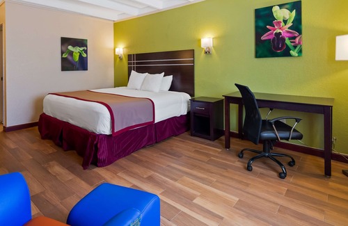 West Colonial Hotel | Best Western Orlando West