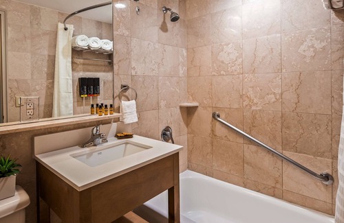 Mid Beach Hotel | Best Western Plus Atlantic Beach Resort