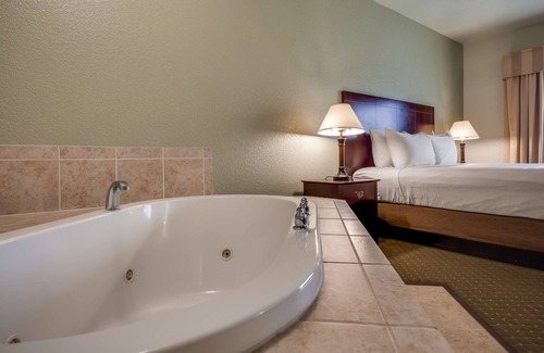 Eureka Hotel | Best Western Plus Bayshore Inn