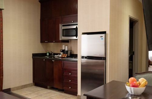 Bowmanville Hotel | Best Western Plus Bowmanville