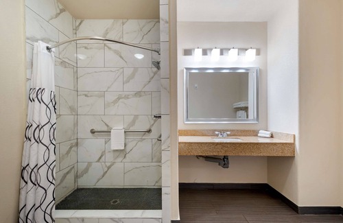 Irving Hotel | Best Western Plus DFW Airport Suites