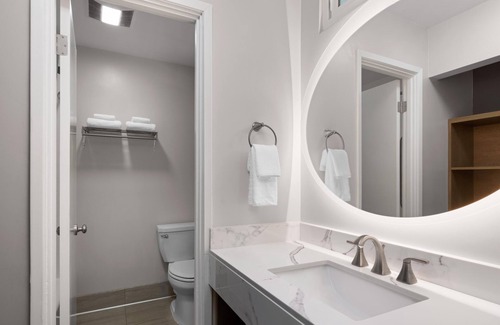 North State Hotel | Best Western Plus Pepper Tree Inn