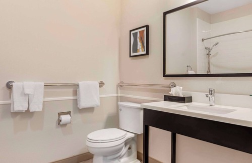Brownwood Hotel | Best Western Plus Riata