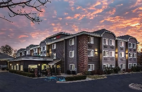 North Spokane Hotel | Best Western Plus Spokane North