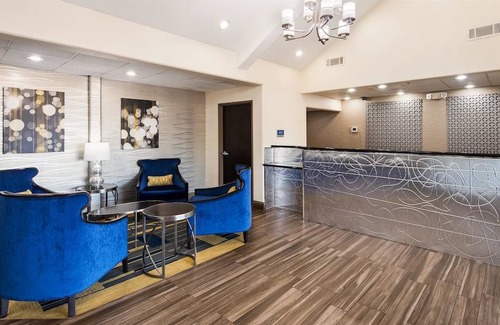 Tulsa Hotel | Best Western Plus Tulsa Inn & Suites