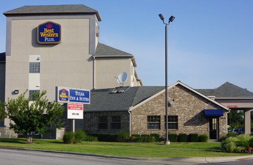 Tulsa Hotel | Best Western Plus Tulsa Inn & Suites