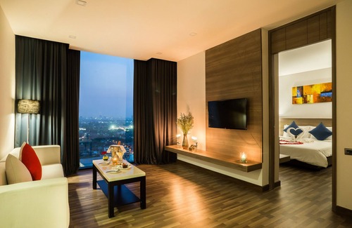 Khlong Kluea Hotel | Best Western Plus Wanda Grand Hotel