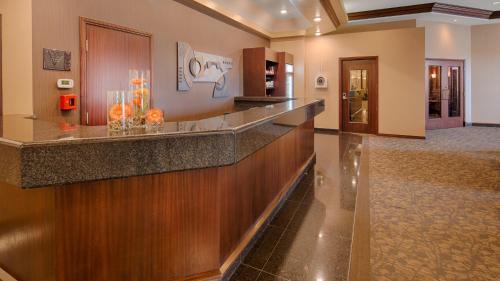 Winnipeg Hotel | Best Western Plus Winnipeg Airport Hotel