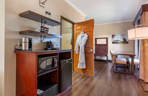 Neenah Complejo | Best Western Premier Bridgewood Resort Hotel