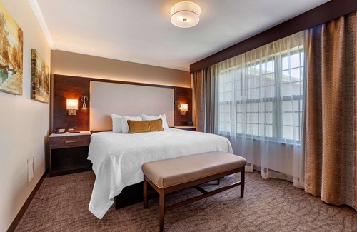 Neenah Complejo | Best Western Premier Bridgewood Resort Hotel