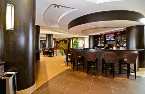 Calgary Hotel | Best Western Premier Freeport Inn Calgary Airport