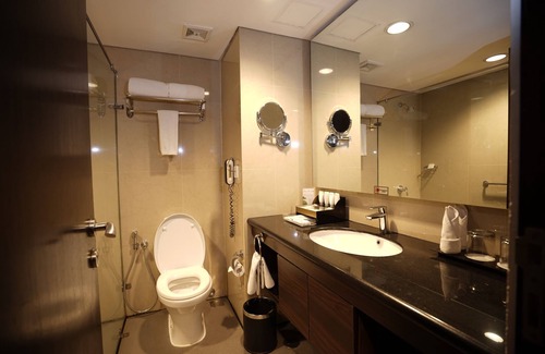 Jatinegara Hotel | Best Western Premier The Hive