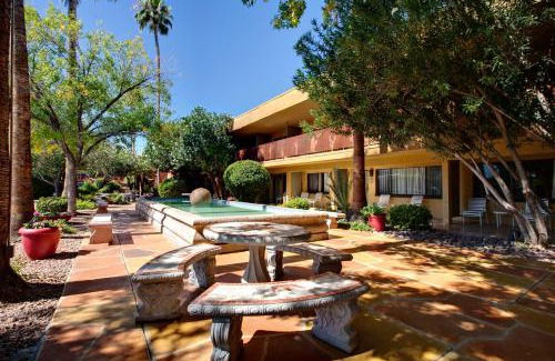 Dunbar Spring Hotel | Best Western Royal Sun Inn & Suites
