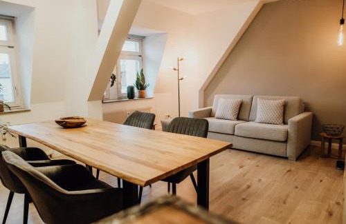 Leipziger Vorstadt Apartamento | Bestlage im Hechtviertel & frisch saniert