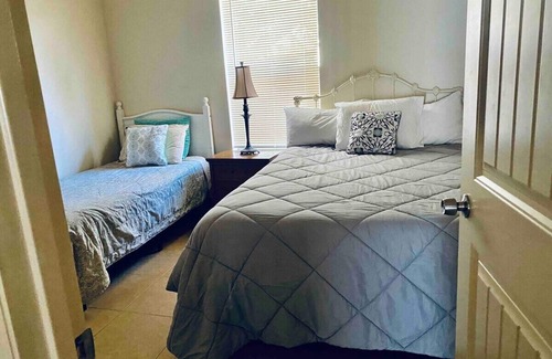 Tyler Apartamento | BestStays@Turquoise Near Hospitals andTJC TV’s in all bedrooms